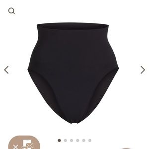 SKIMS CORE CONTROL BRIEF NWOT L/XL
